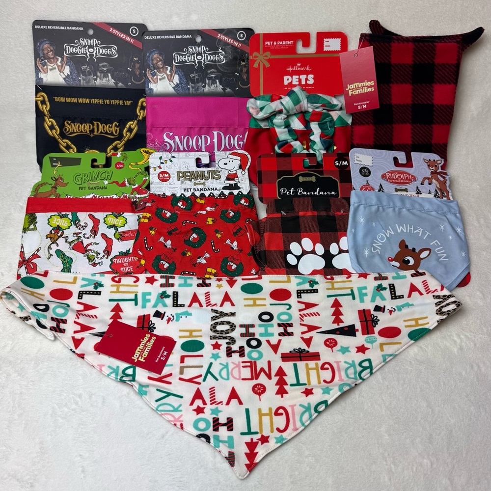 9 Dog Cat Pet Bandanas SZ S/M Red Blue White Plaid Christmas Snoop Dogg Peanuts